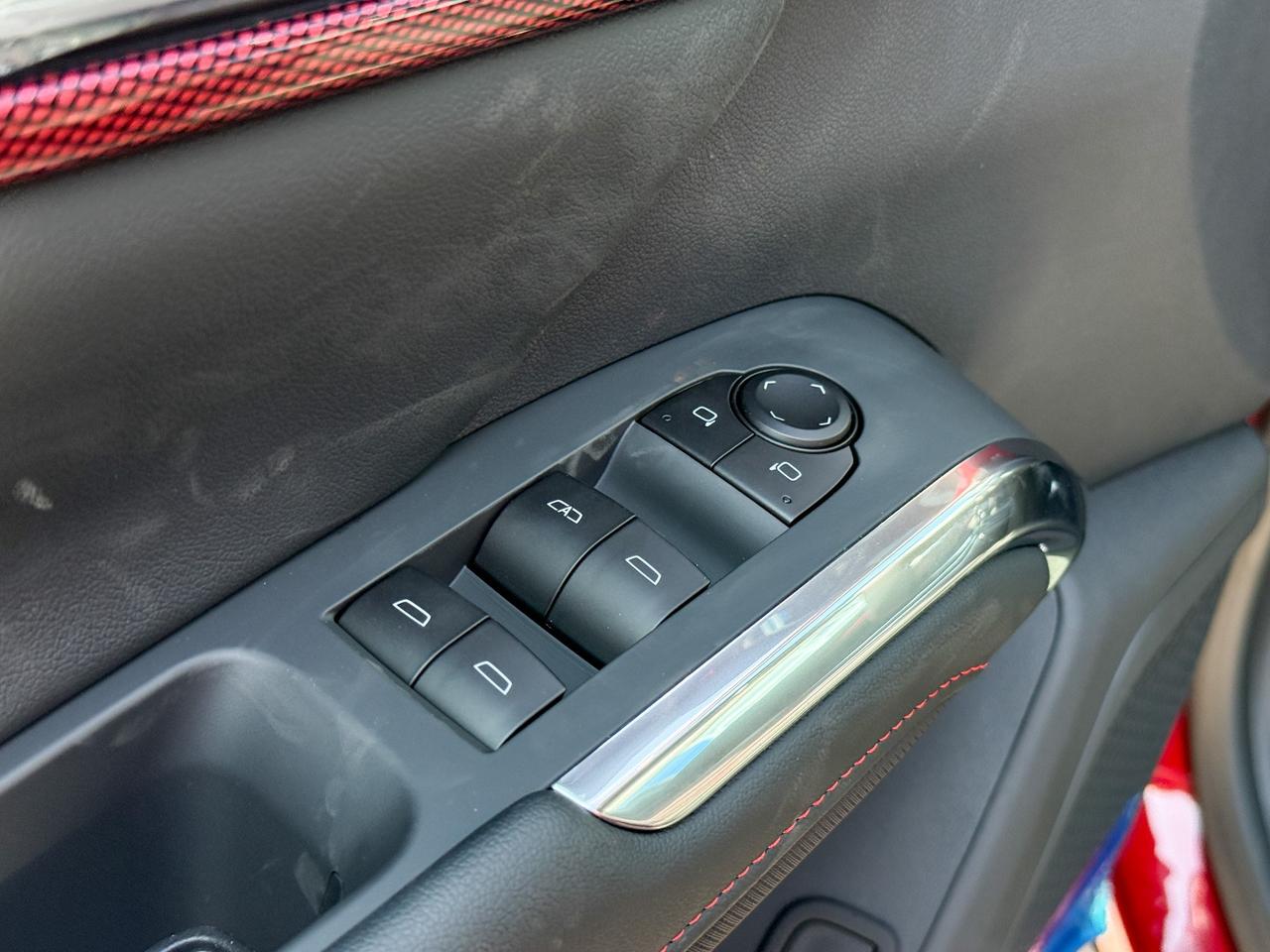 2026 Chevrolet Traverse Z71 2.5L 4 CYL WITH REMOTE START/ENTRY, SUNROOF, HEATED SEATS, HEATED STEERING WHEEL, POWER LIFTGATE, HD SURROUND VISION, APPLE CARPLAY AND ANDROID AUTO Photo