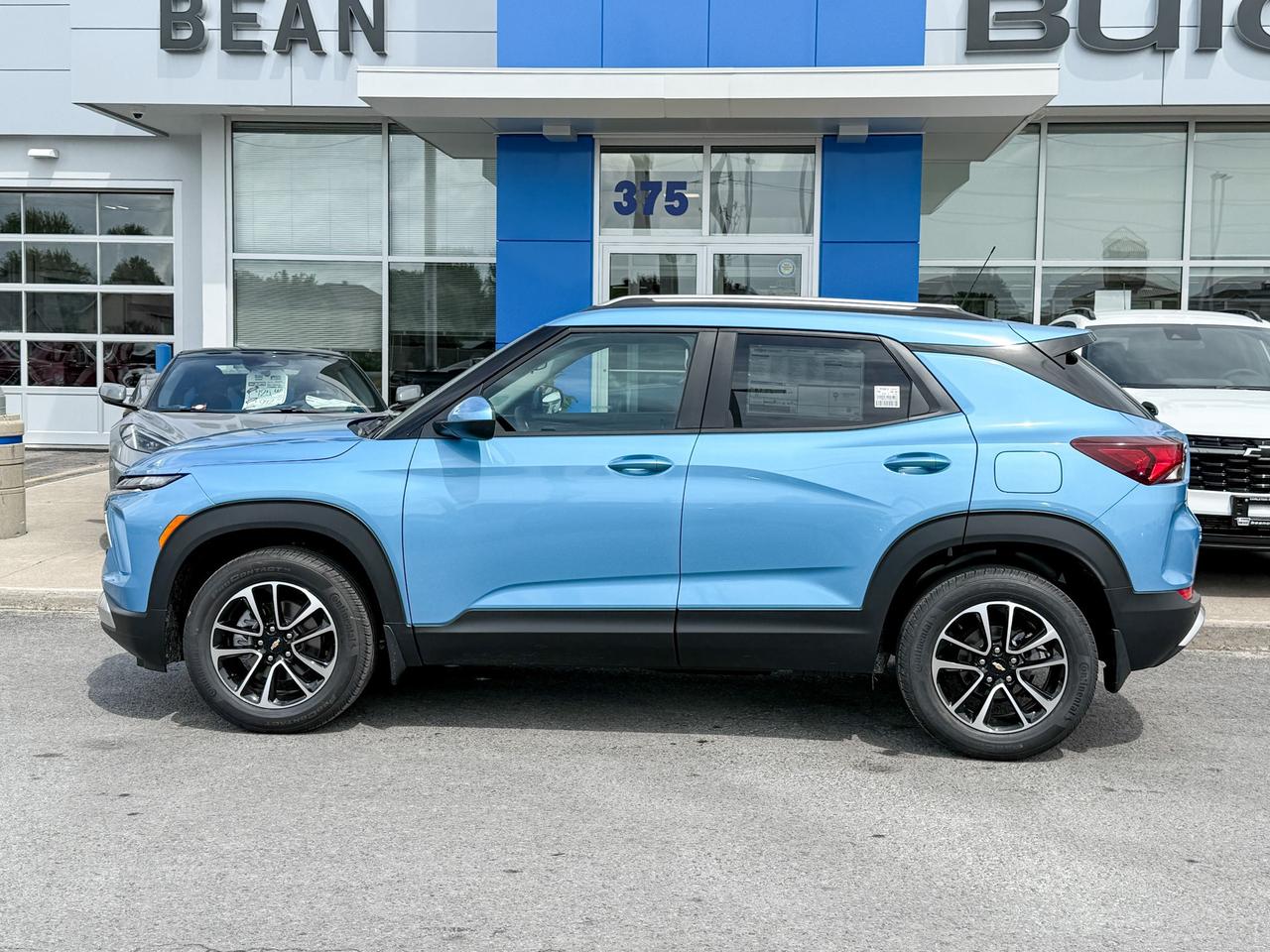2026 Chevrolet TrailBlazer 1.3L TURBO ENGINE WITH REMOTE START/ENTRY, HEATED FRONT SEATS, HEATED STEERING WHEEL, REAR VIEW CAMERA, APPLE CARPLAY AND ANDROID AUTO Photo5