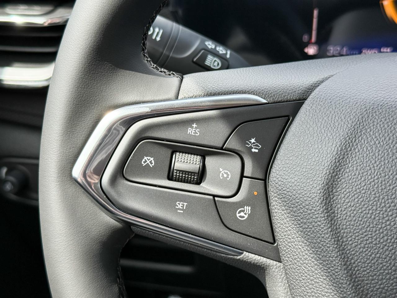 2026 Chevrolet TrailBlazer 1.3L TURBO ENGINE WITH REMOTE START/ENTRY, HEATED FRONT SEATS, HEATED STEERING WHEEL, REAR VIEW CAMERA, APPLE CARPLAY AND ANDROID AUTO Photo