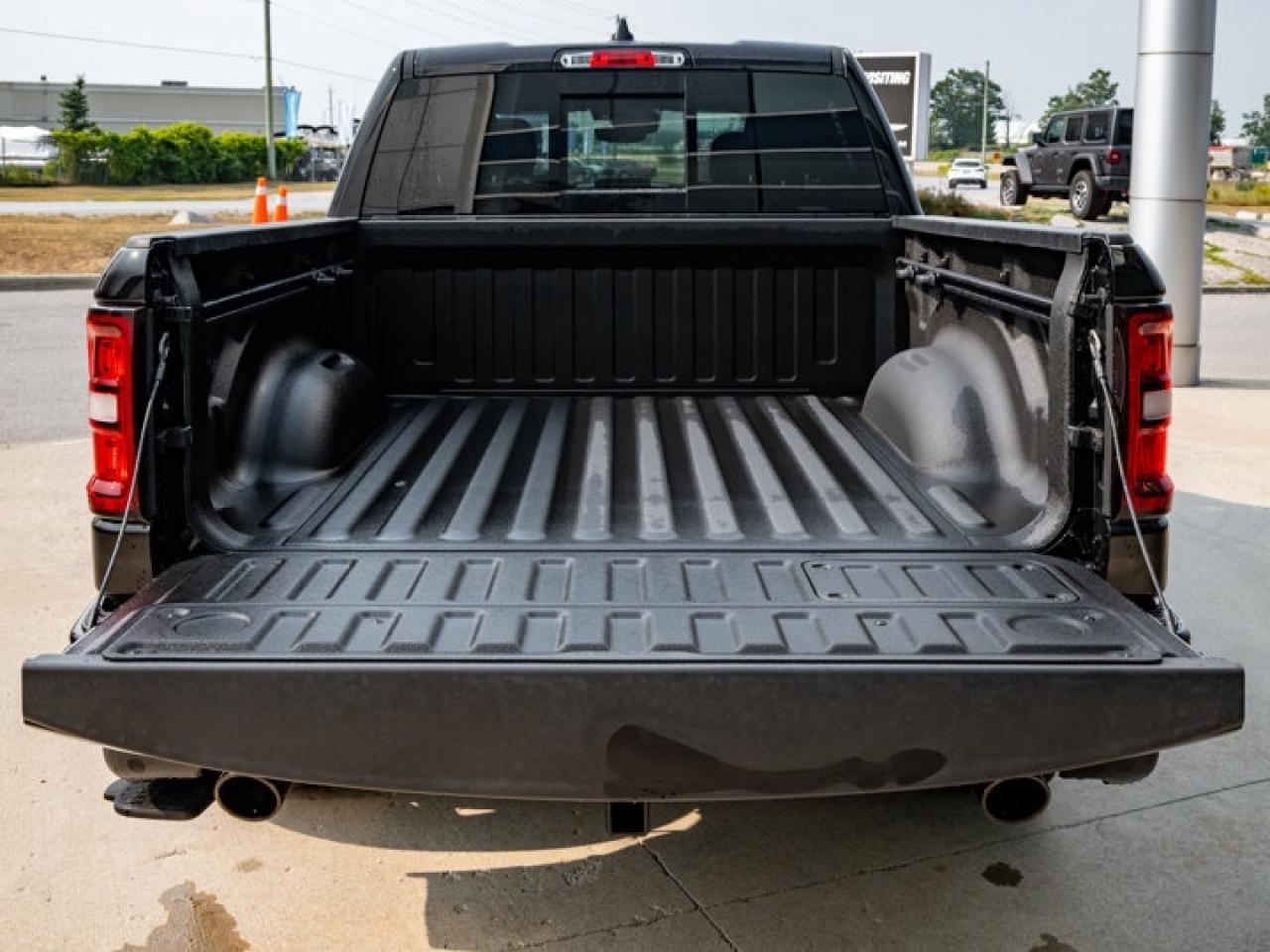 2025 RAM 1500 SPORT Photo