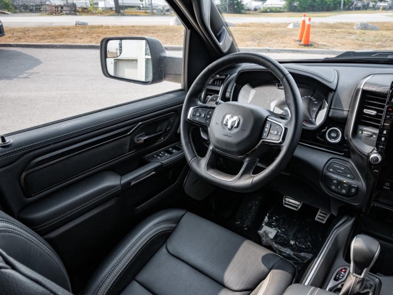 2025 RAM 1500 SPORT Photo