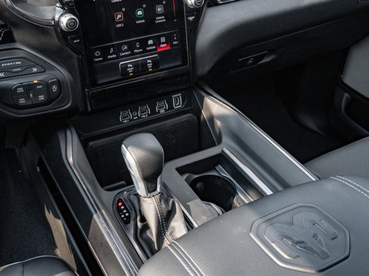 2025 RAM 1500 SPORT Photo