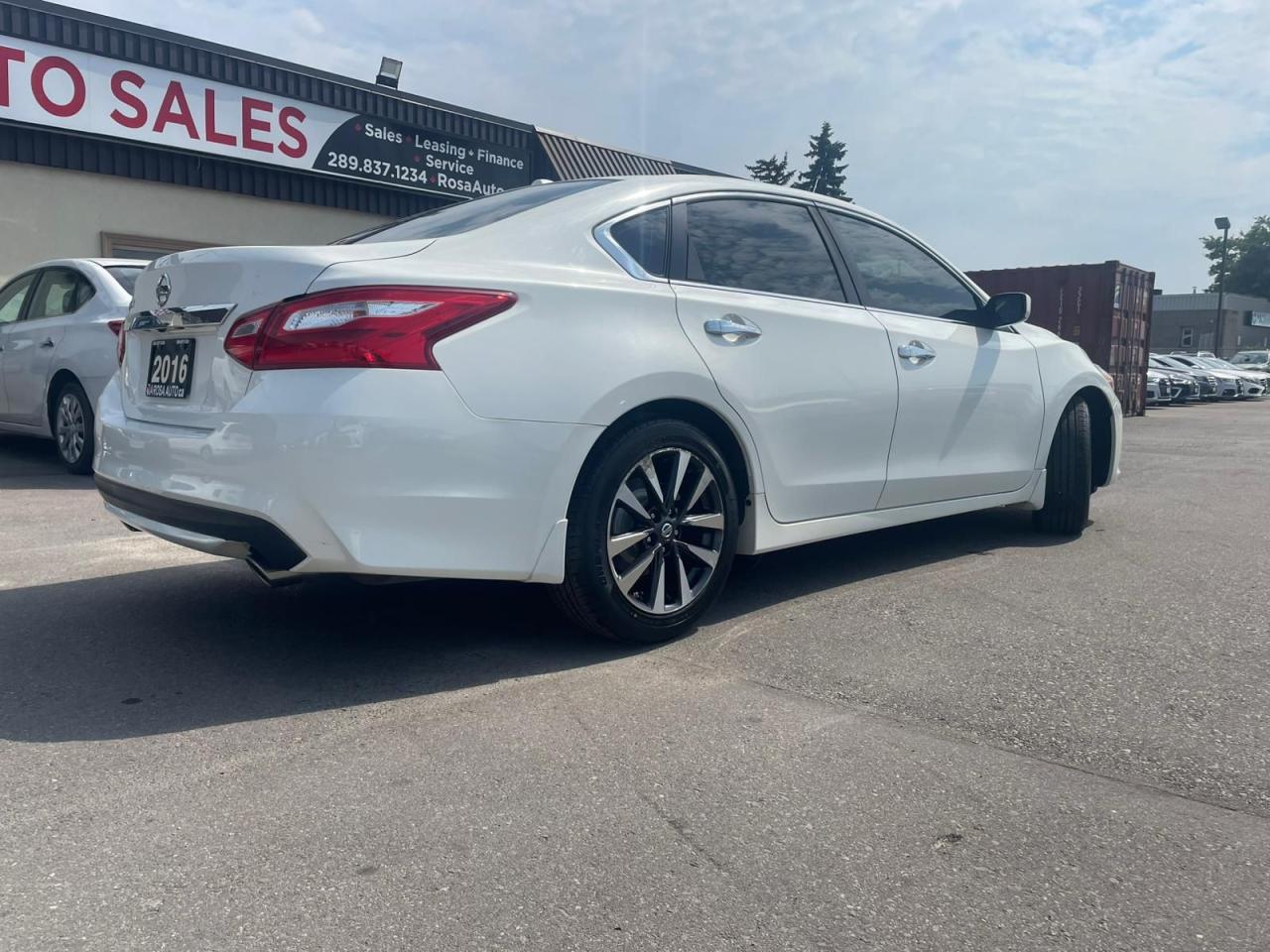 2016 Nissan Altima AUTO SUNROOF NO ACCIDENT SAFETY CERTIFED NEW TIRES - Photo #9