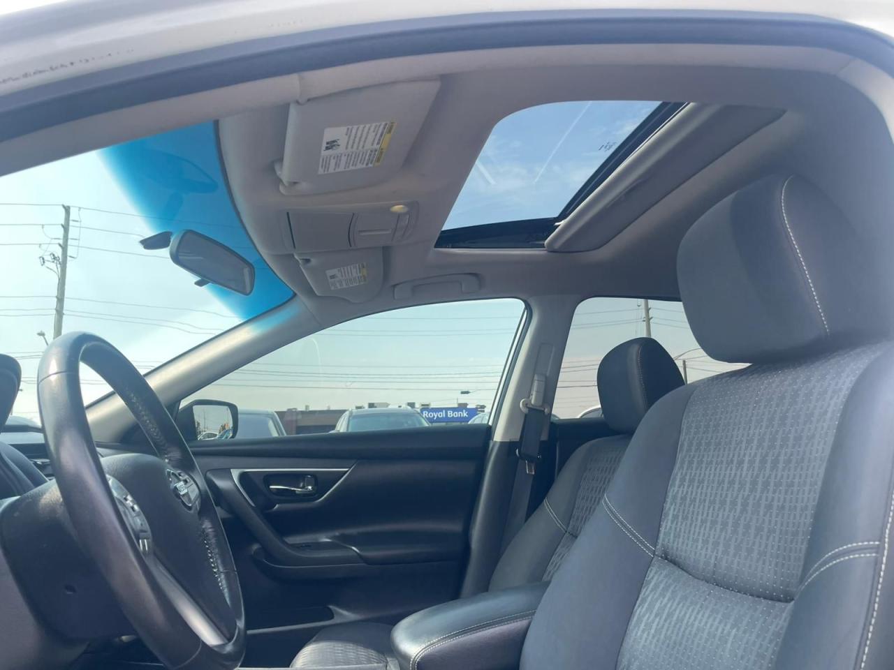 2016 Nissan Altima AUTO SUNROOF NO ACCIDENT SAFETY CERTIFED NEW TIRES - Photo #18