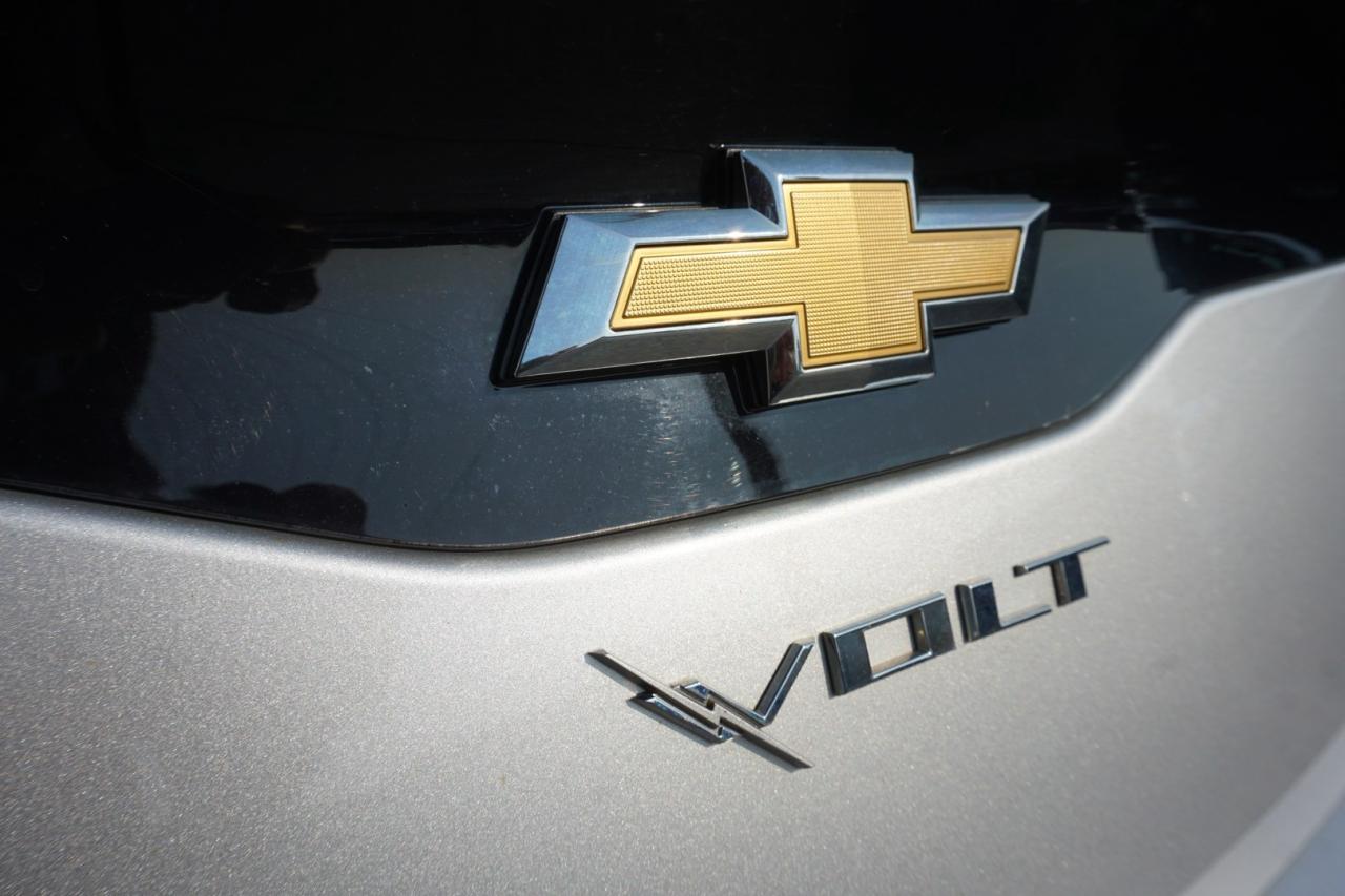 2018 Chevrolet Volt LT CERTIFIED *1 OWNER*ACCIDENT FREE* CAMERA BLUETOOTH LEATHER HEATED P.SENSORS B.SPOT CRUISE ALLOYS - Photo #34