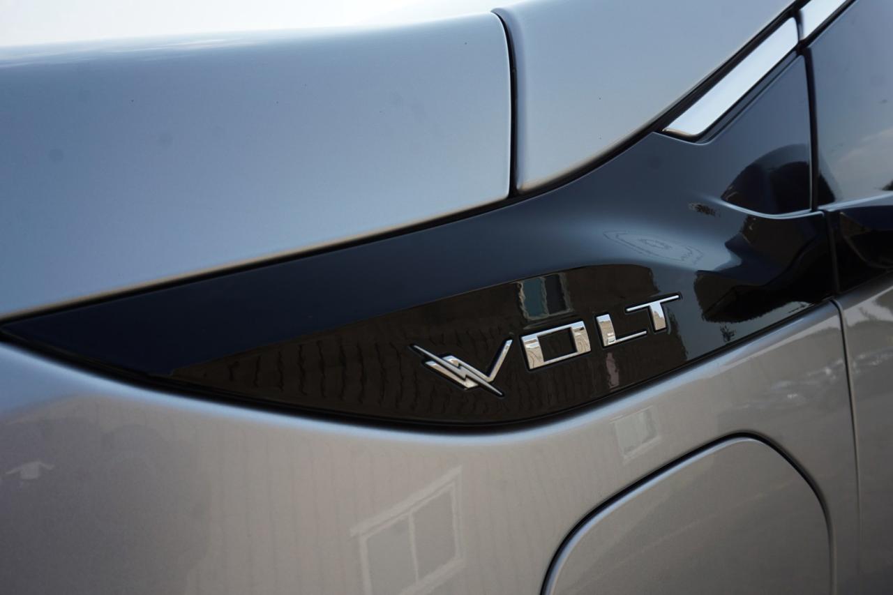 2018 Chevrolet Volt LT CERTIFIED *1 OWNER*ACCIDENT FREE* CAMERA BLUETOOTH LEATHER HEATED P.SENSORS B.SPOT CRUISE ALLOYS - Photo #35