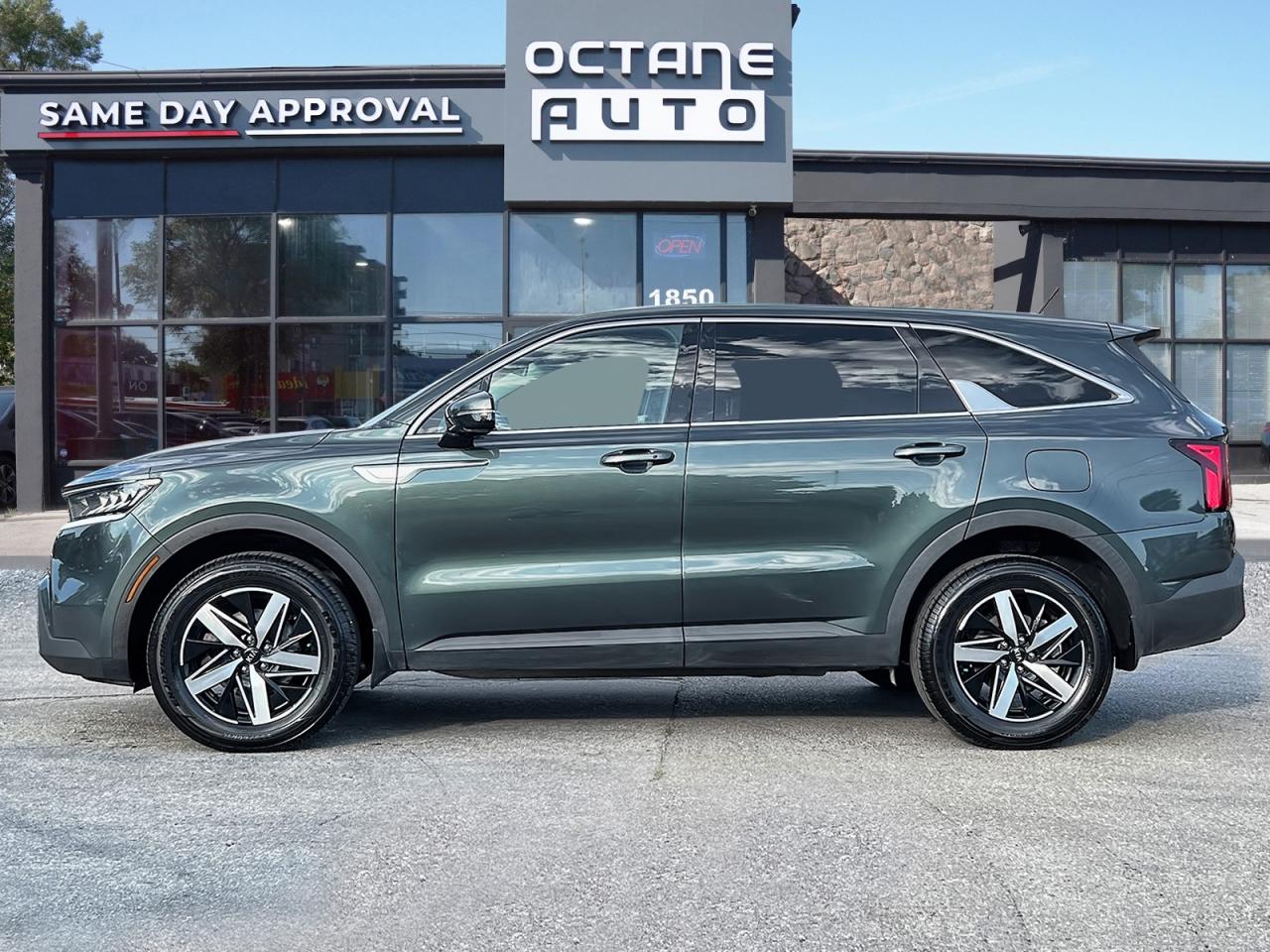 2021 Kia Sorento LX AWD - Photo #3