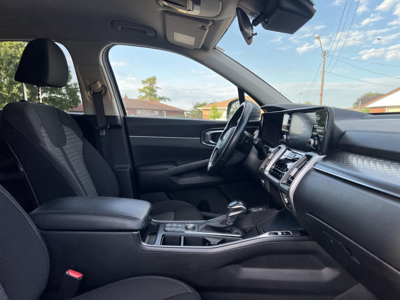 2021 Kia Sorento LX AWD - Photo #11