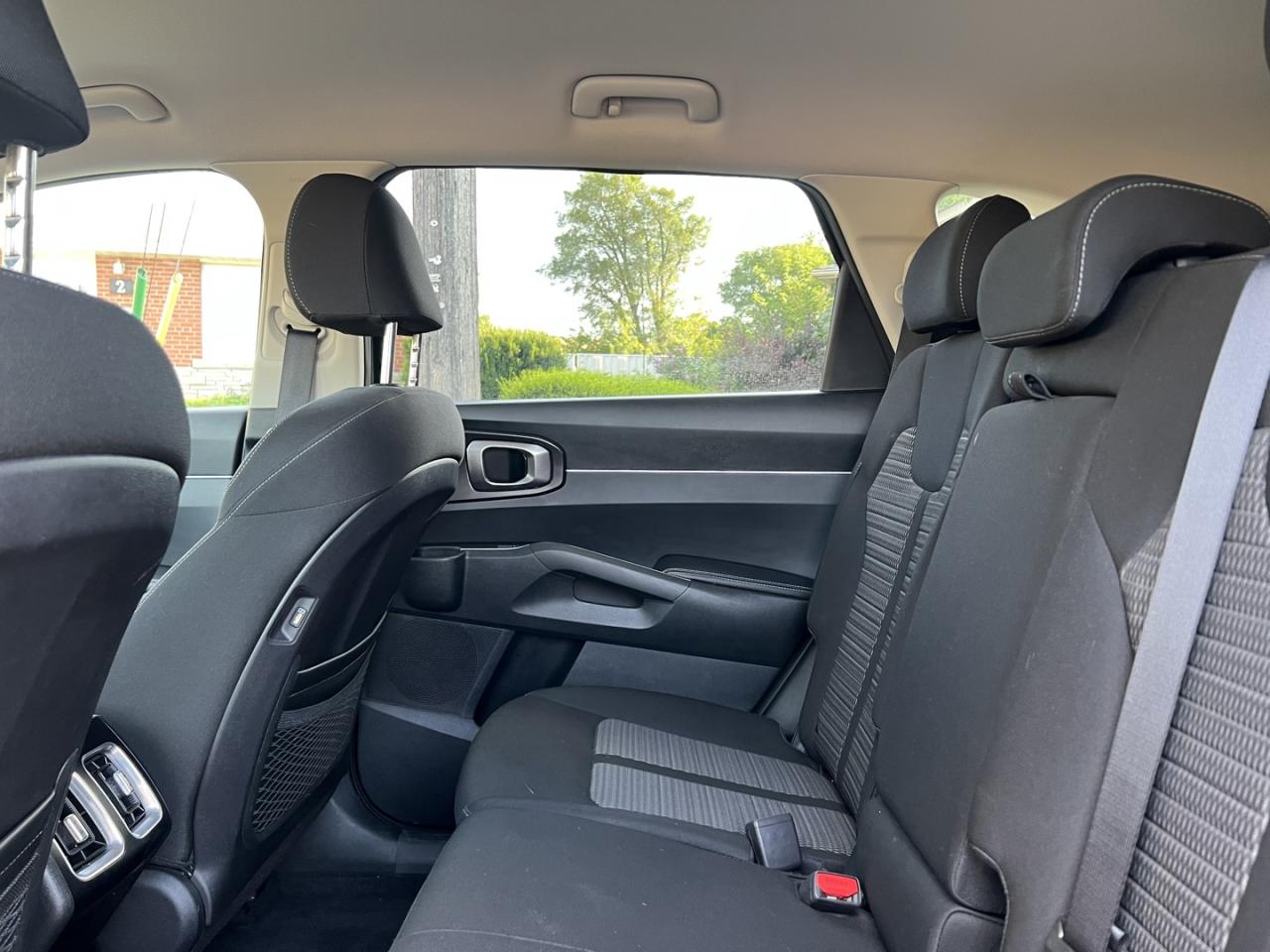 2021 Kia Sorento LX AWD - Photo #13