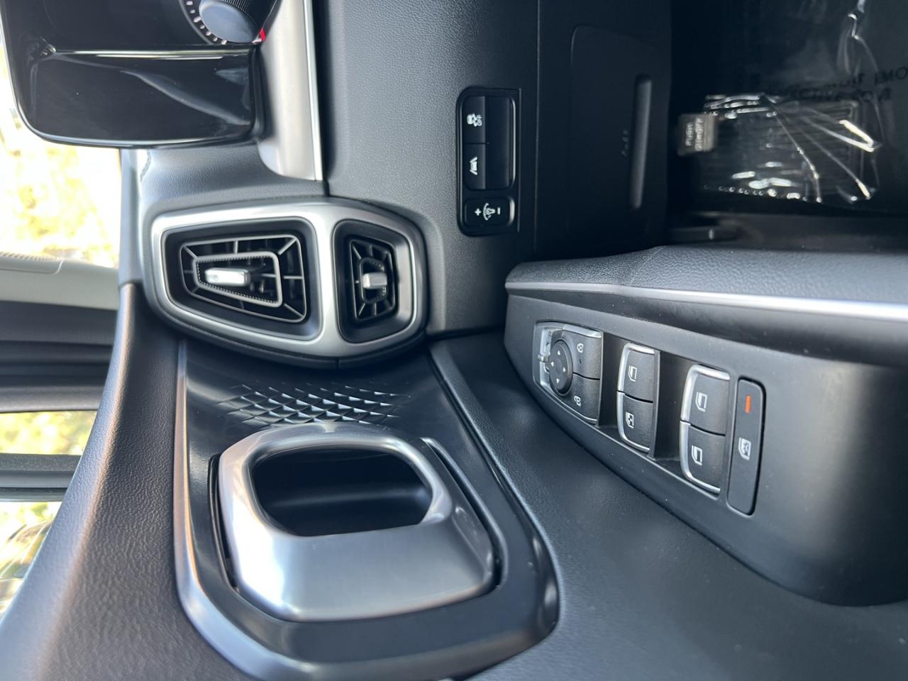 2021 Kia Sorento LX AWD - Photo #23