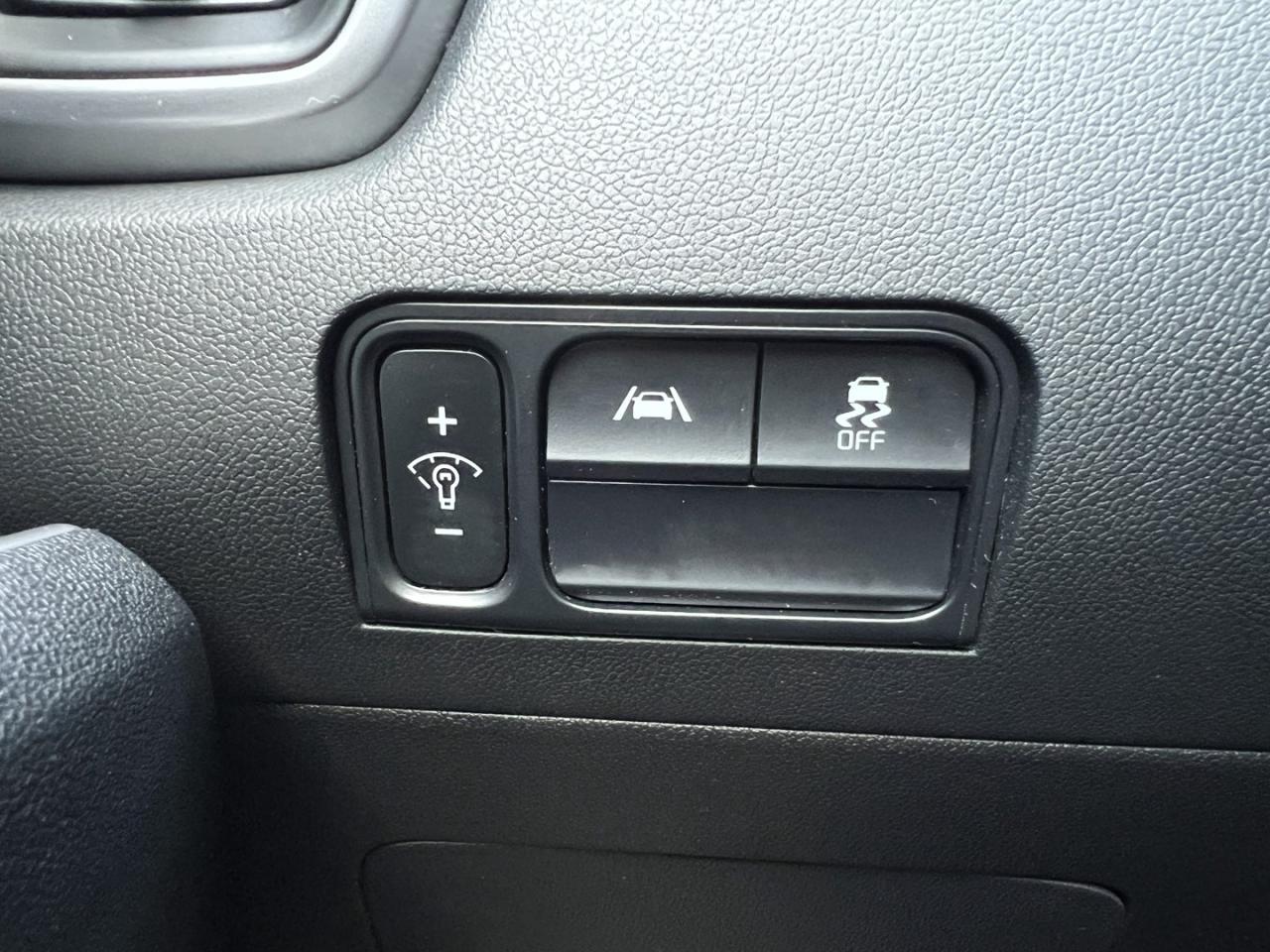 2021 Kia Sorento LX AWD - Photo #24