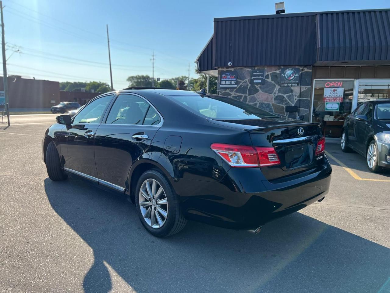 2011 Lexus ES 350 AUTO 4DR LEATHER SUNROOF NEW BRAKES BLUETOOTH Photo