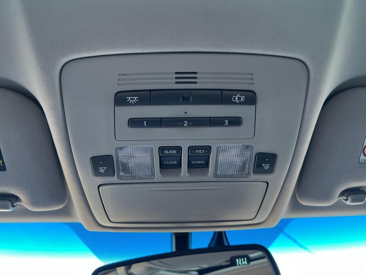 2011 Lexus ES 350 AUTO 4DR LEATHER SUNROOF NEW BRAKES BLUETOOTH Photo