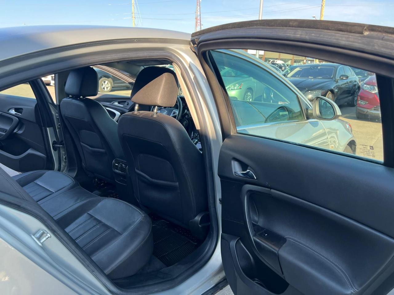 2011 Buick Regal 4dr Sdn CXL w-1SA -Ltd Avail- BLUETOOTH LEATHER - Photo #19