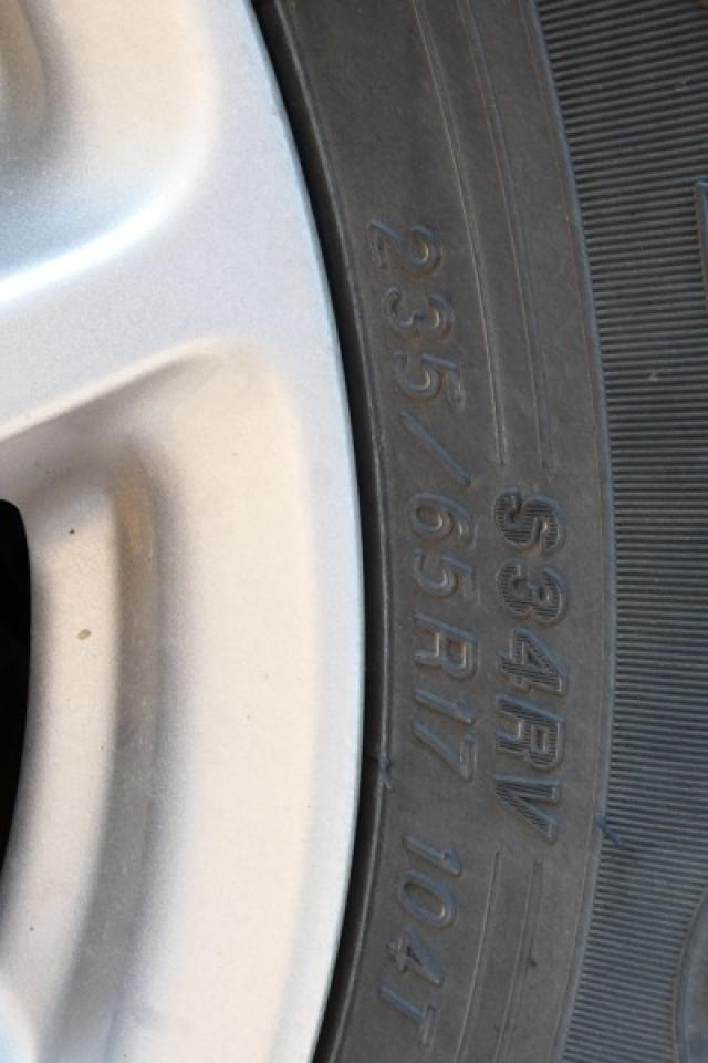 2024 Chrysler Pacifica Touring-L FWD w/Htd Leather, Htd wheel, BUC - Photo #17