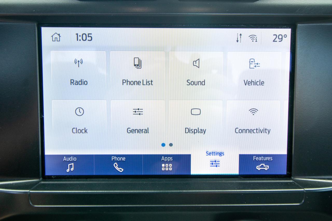 2022 Ford F-150 XL 2WD Reg Cab 8' Box Photo5
