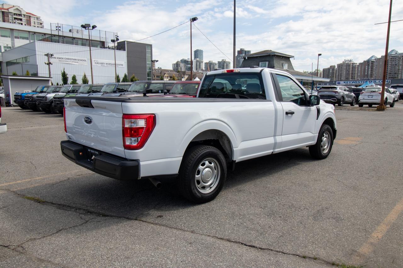 2022 Ford F-150 XL 2WD Reg Cab 8' Box Photo4