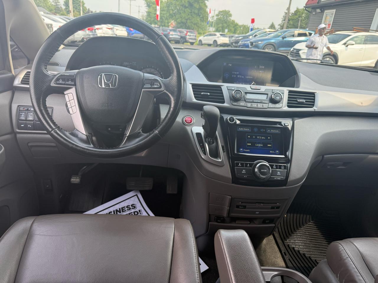 2014 Honda Odyssey EX-L w/Navi Photo12