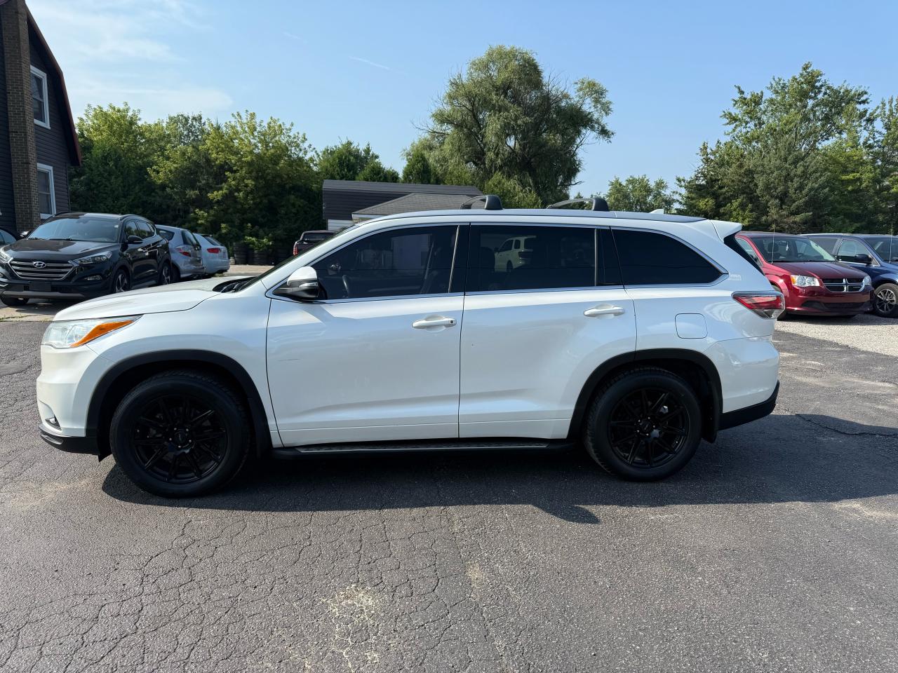 2016 Toyota Highlander XLE Photo6