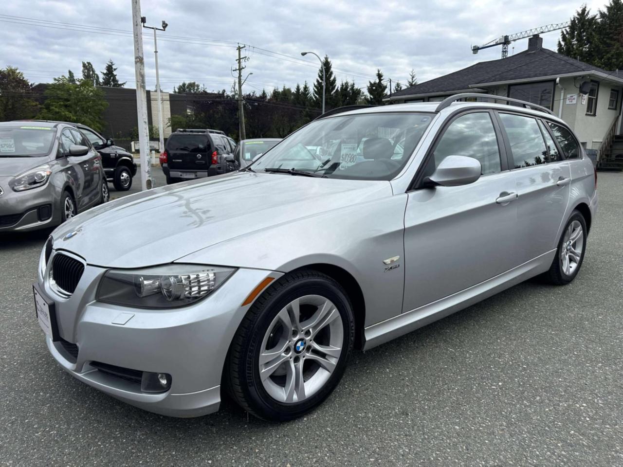Used 2009 BMW 3 Series 4dr Touring Wgn 328i xDrive AWD for sale in Surrey, BC