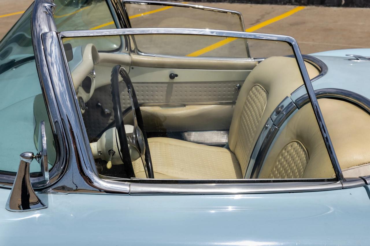 1956 Chevrolet Corvette 3 SPEED-CONVERTIBLE Photo