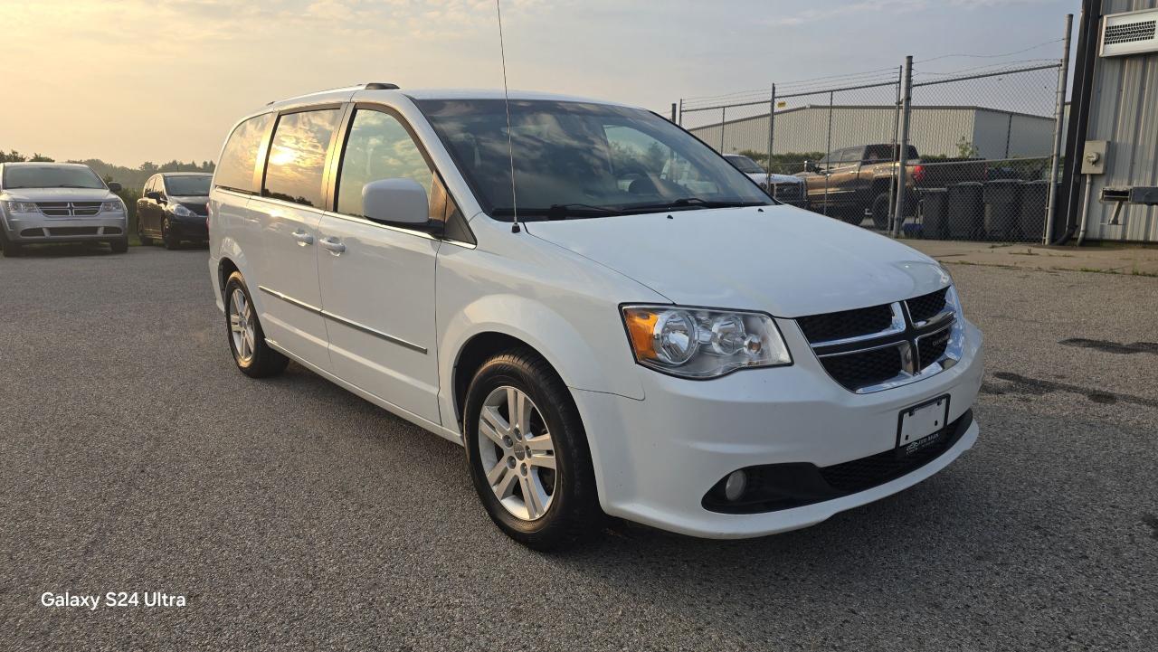 2016 Dodge Grand Caravan Crew - Photo #7