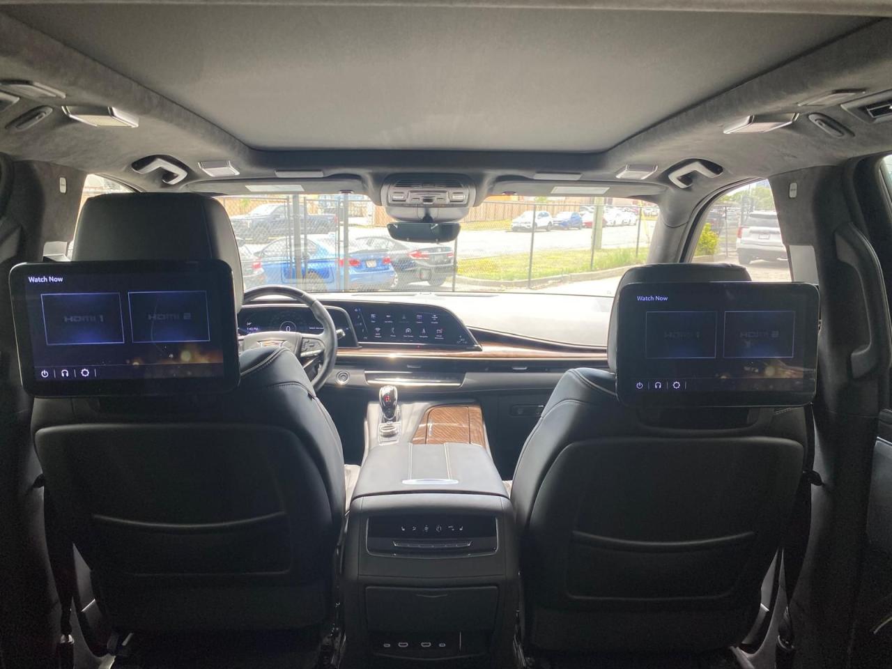 2023 Cadillac Escalade ESV 4WD Sport Platinum - Photo #11