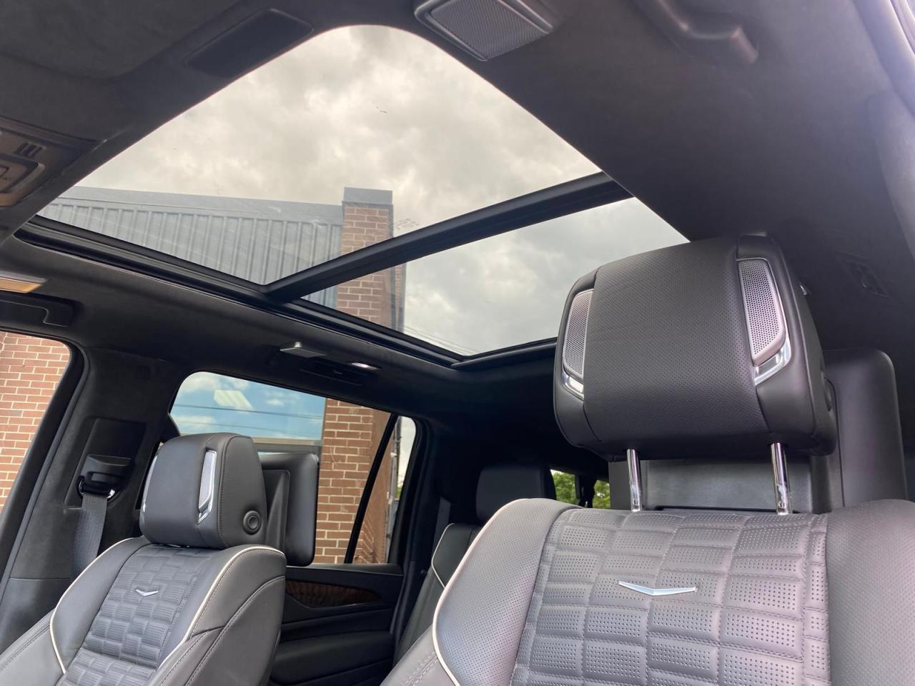 2023 Cadillac Escalade ESV 4WD Sport Platinum - Photo #16