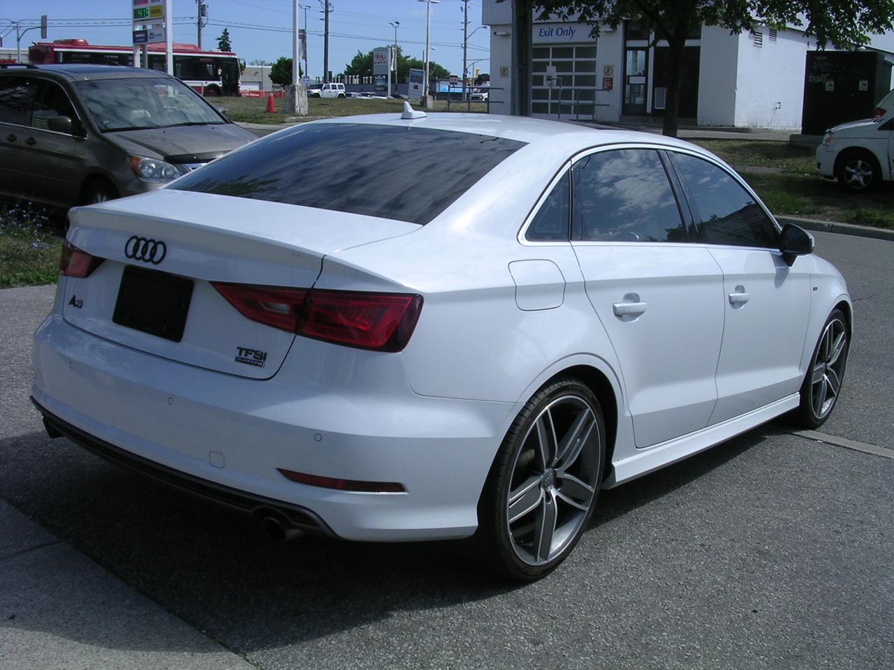 2016 Audi A3 4dr Sdn quattro 2.0T Technik - Photo #3