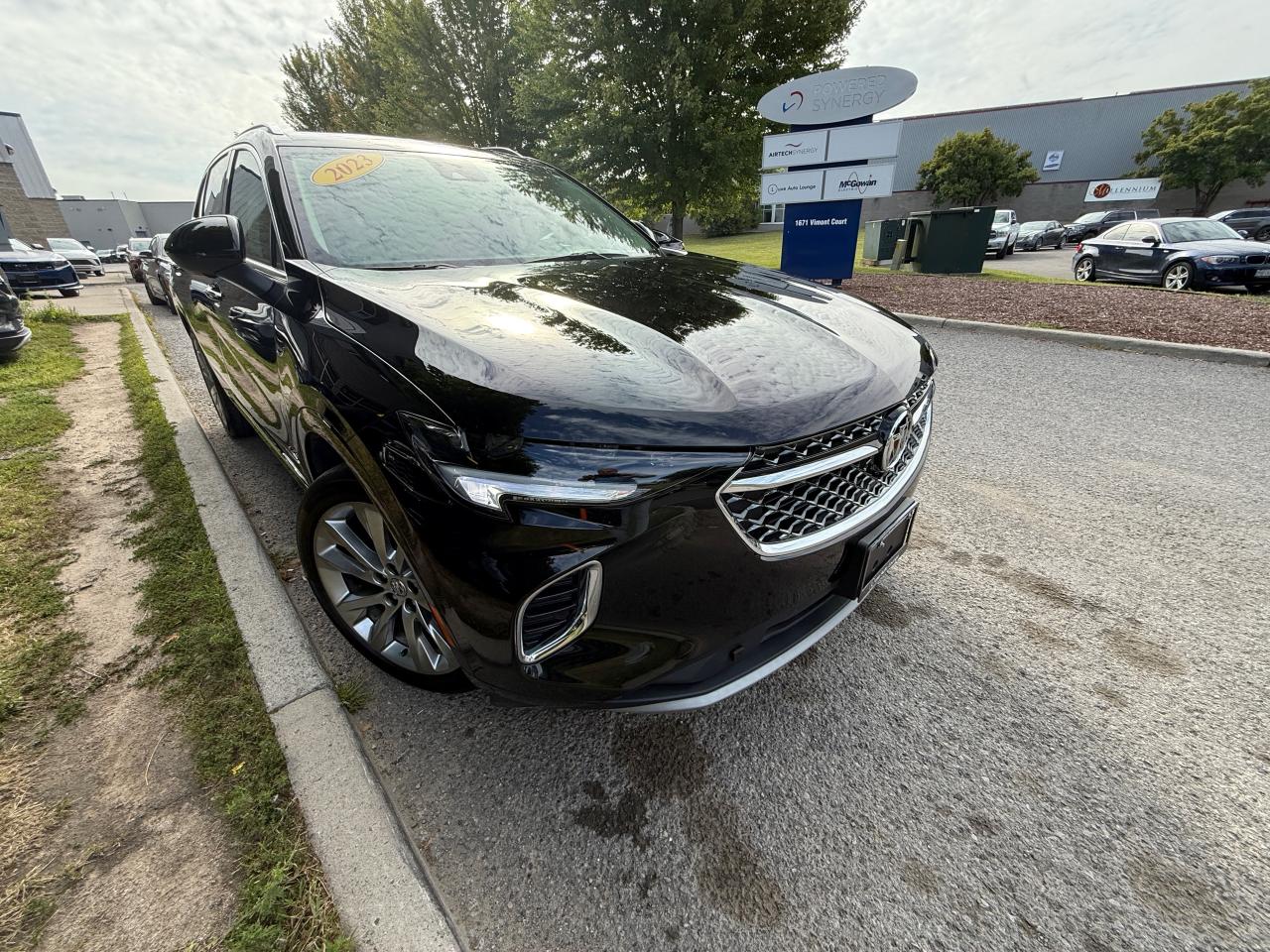 2023 Buick Envision Avenir | AWD | LEATHER | PREMIUM SOUND Photo2