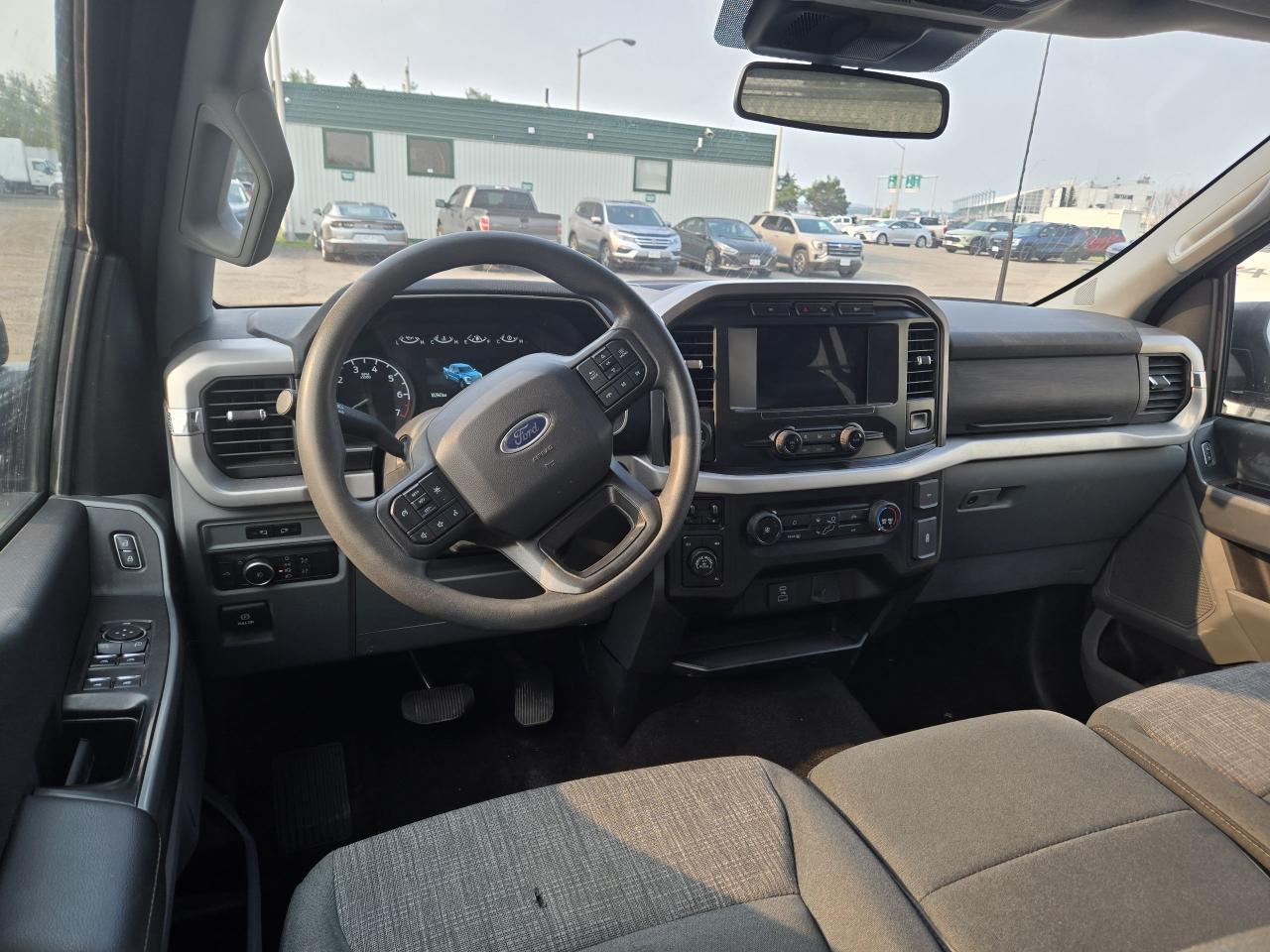 2022 Ford F-150 XLT - Photo #8