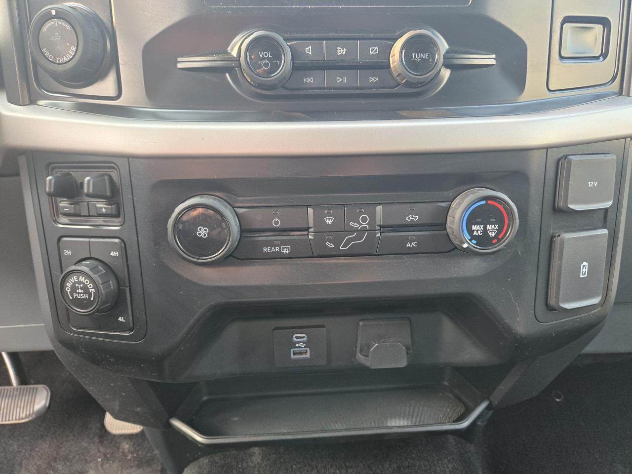 2022 Ford F-150 XLT - Photo #10