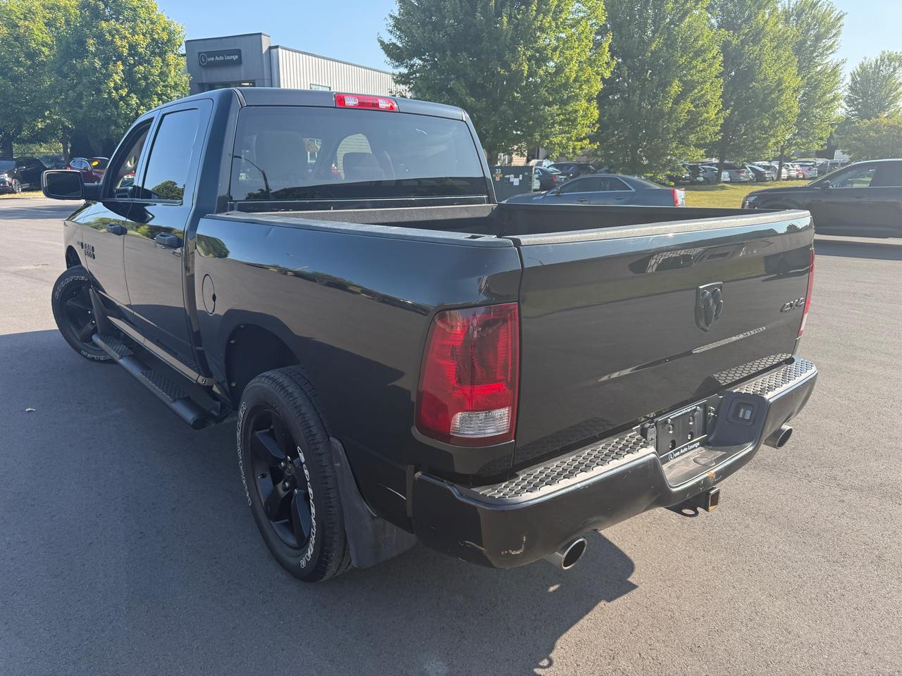 2017 RAM 1500 Express - BLUETOOTH, MIDNIGHT PKG, A/C, LOADED!! - Photo #11