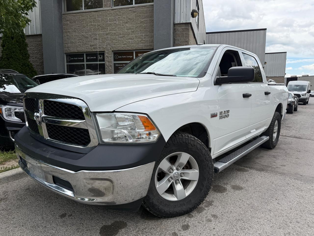 2018 RAM 1500 SXT CREW CAB 4X4 | REARVIEW CAM | HEMI V8 Photo1