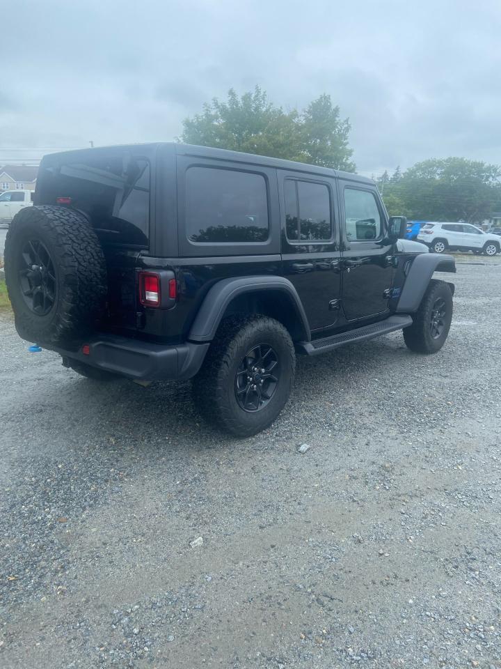 2024 Jeep Wrangler Willys Photo19