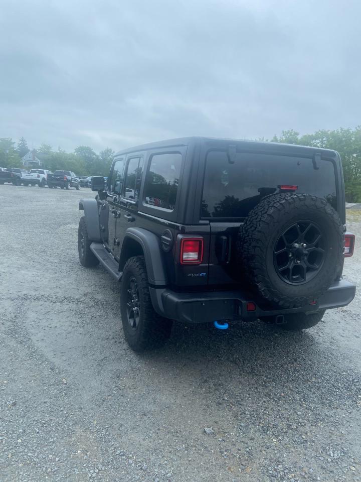 2024 Jeep Wrangler Willys Photo21