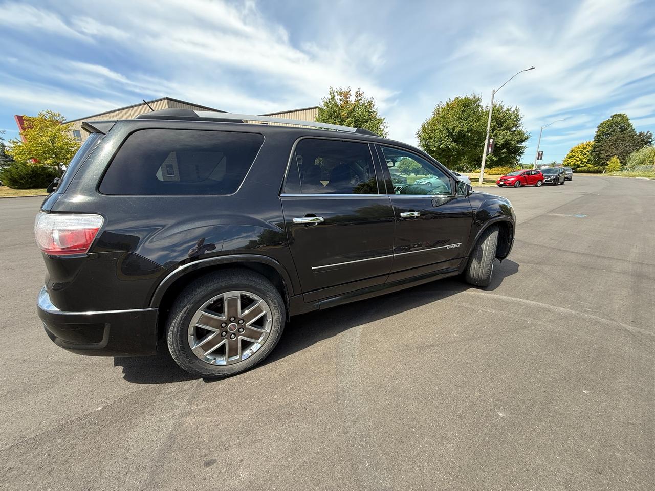 2012 GMC Acadia Denali | CAPTAIN'S CHAIRS! | LOADED!! - Photo #6