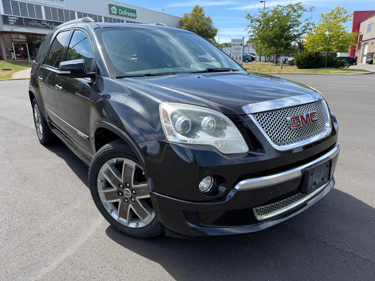 2012 GMC Acadia Denali | CAPTAIN'S CHAIRS! | LOADED!! - Photo #4