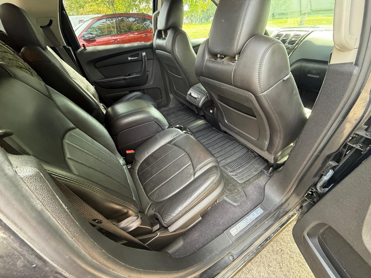 2012 GMC Acadia Denali | CAPTAIN'S CHAIRS! | LOADED!! - Photo #12