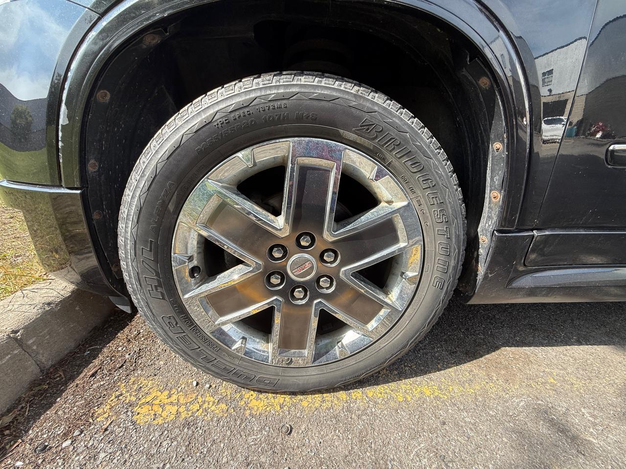 2012 GMC Acadia Denali | CAPTAIN'S CHAIRS! | LOADED!! Photo