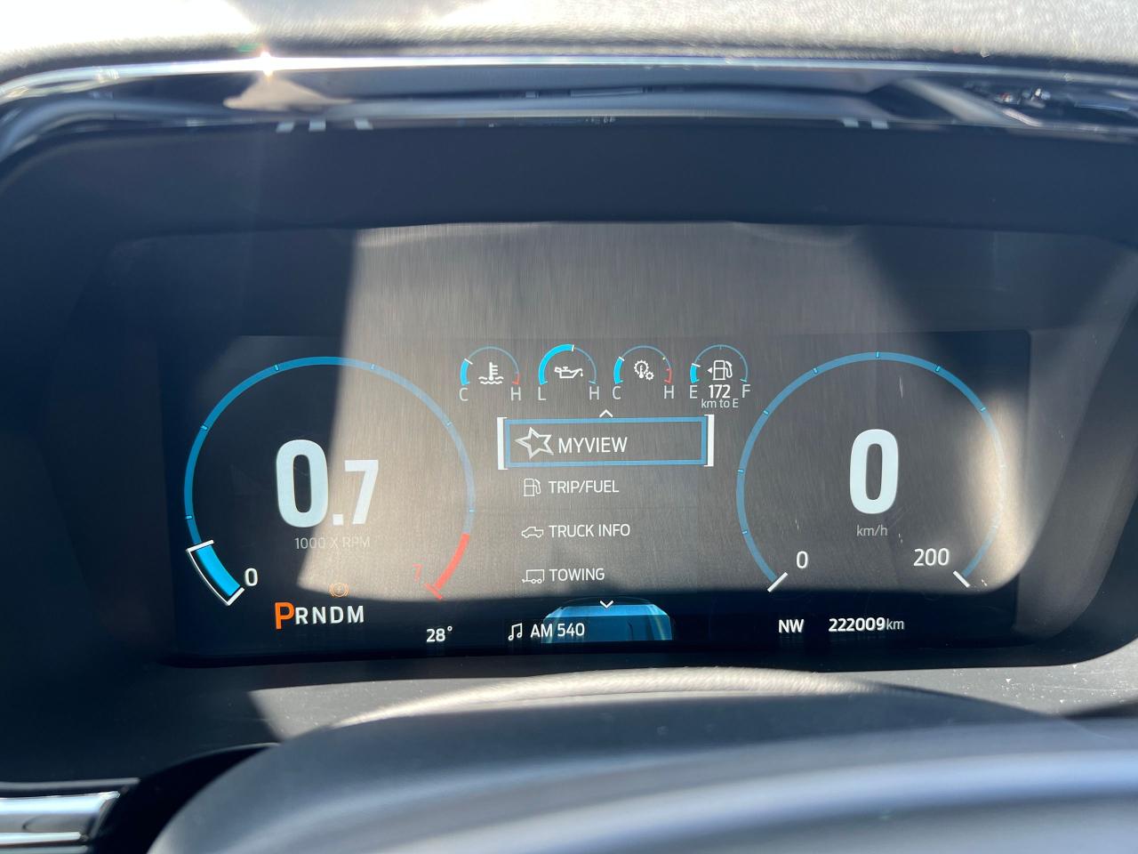 2022 Ford F-150 Lariat - Photo #8