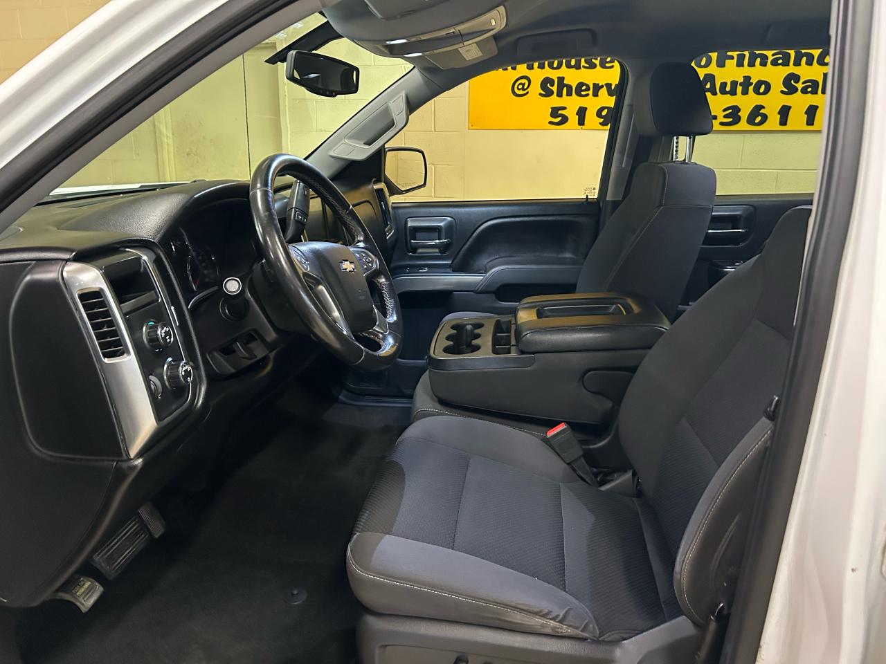2018 Chevrolet Silverado 1500 LT - Photo #9