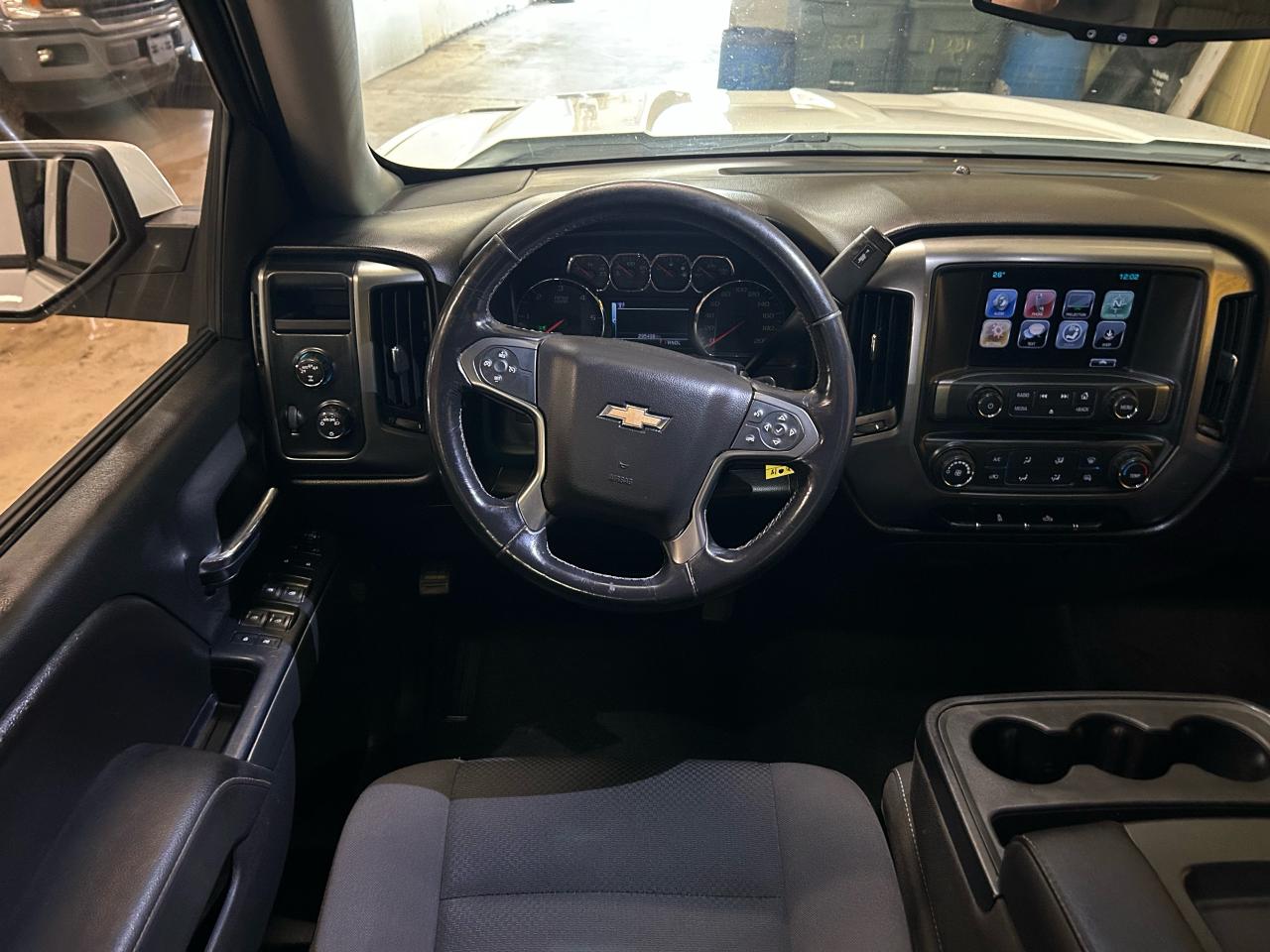 2018 Chevrolet Silverado 1500 LT - Photo #16