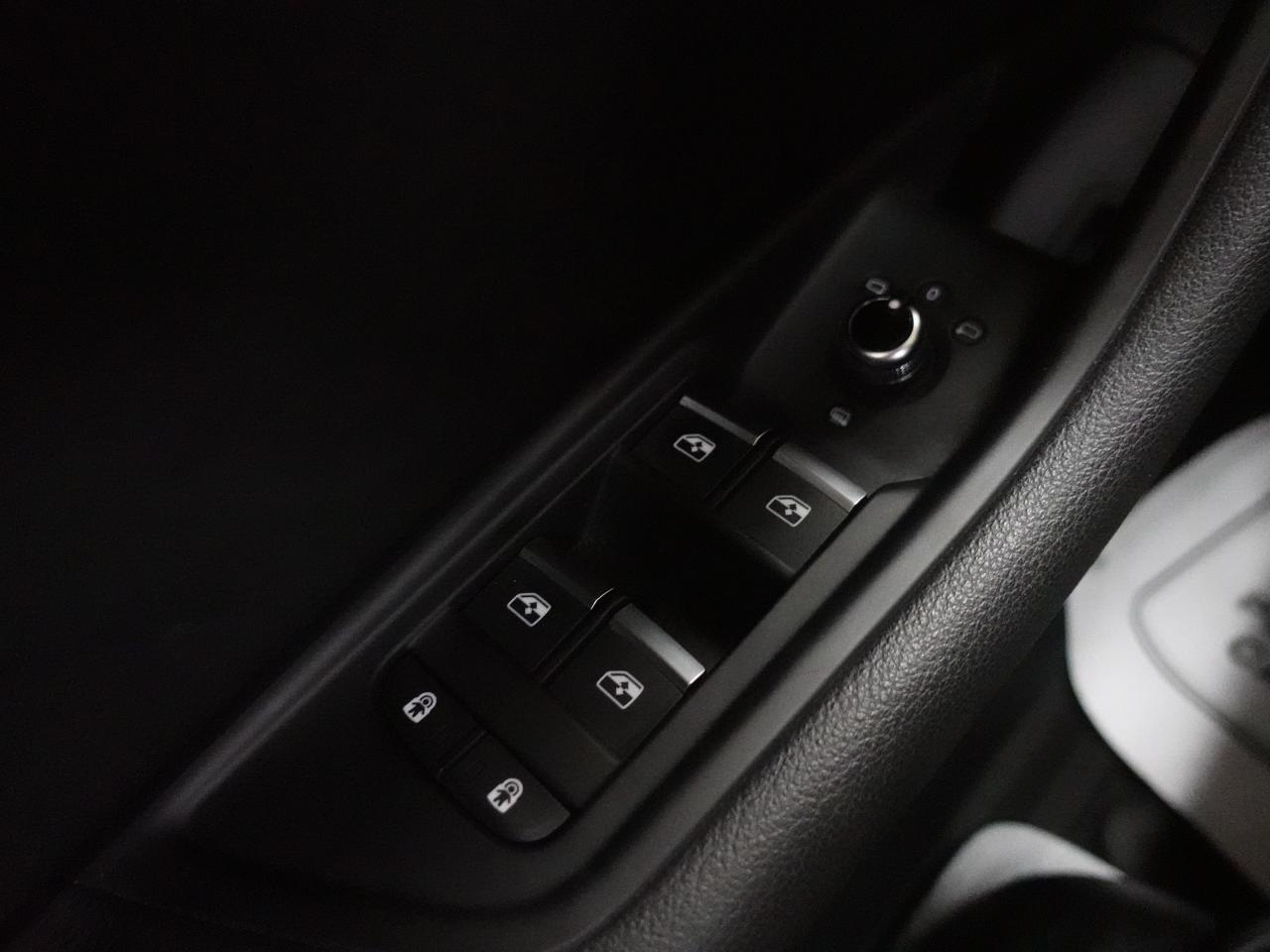 2020 Audi A4 KOMFORT | AWD | Leather | Sunroof | ACC | CarPlay