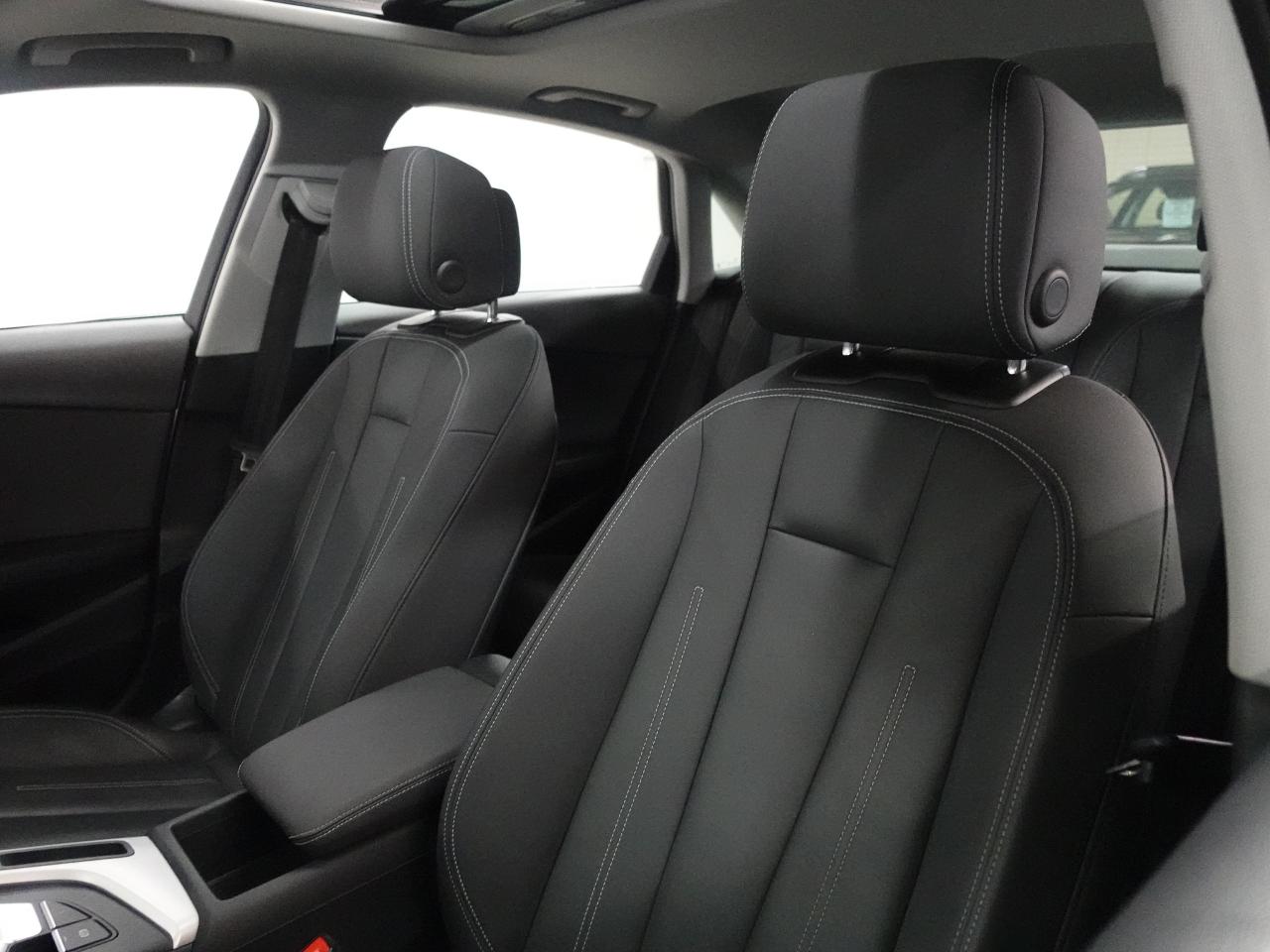 2020 Audi A4 KOMFORT | AWD | Leather | Sunroof | ACC | CarPlay Photo