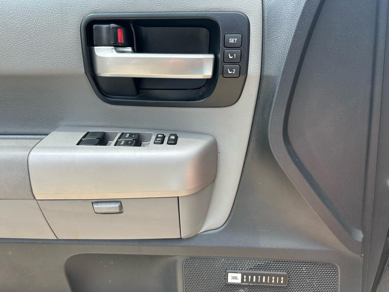 2008 Toyota Sequoia Platinum - Photo #8