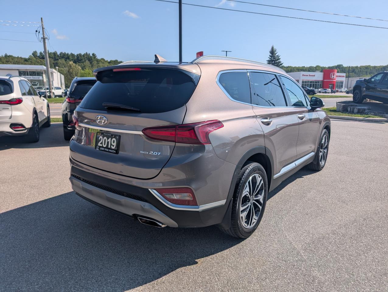 2019 Hyundai Santa Fe Ultimate 2.0 Photo4