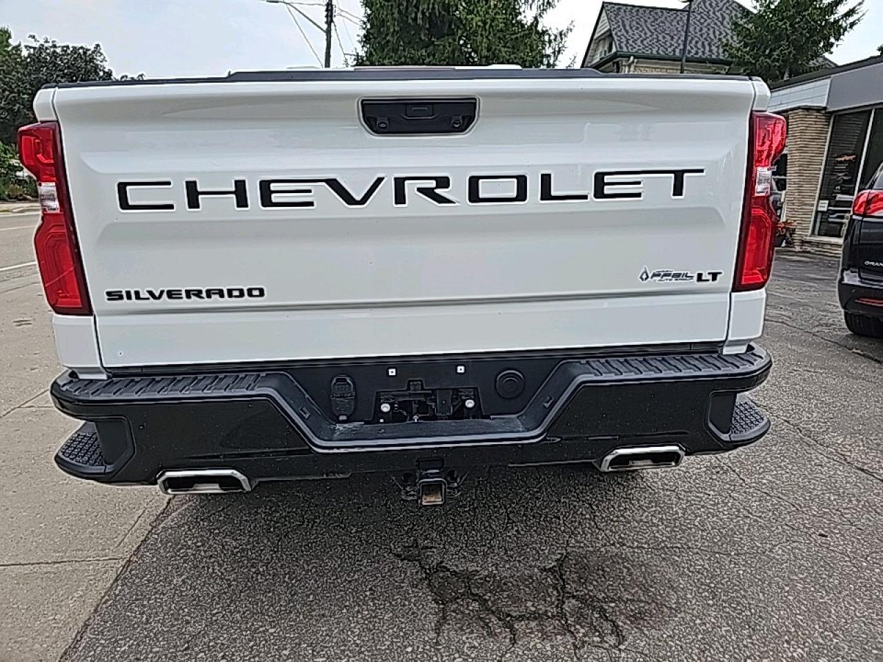 2024 Chevrolet Silverado 1500 LT Trail Boss LEATHER, POWER SUNROOF Photo