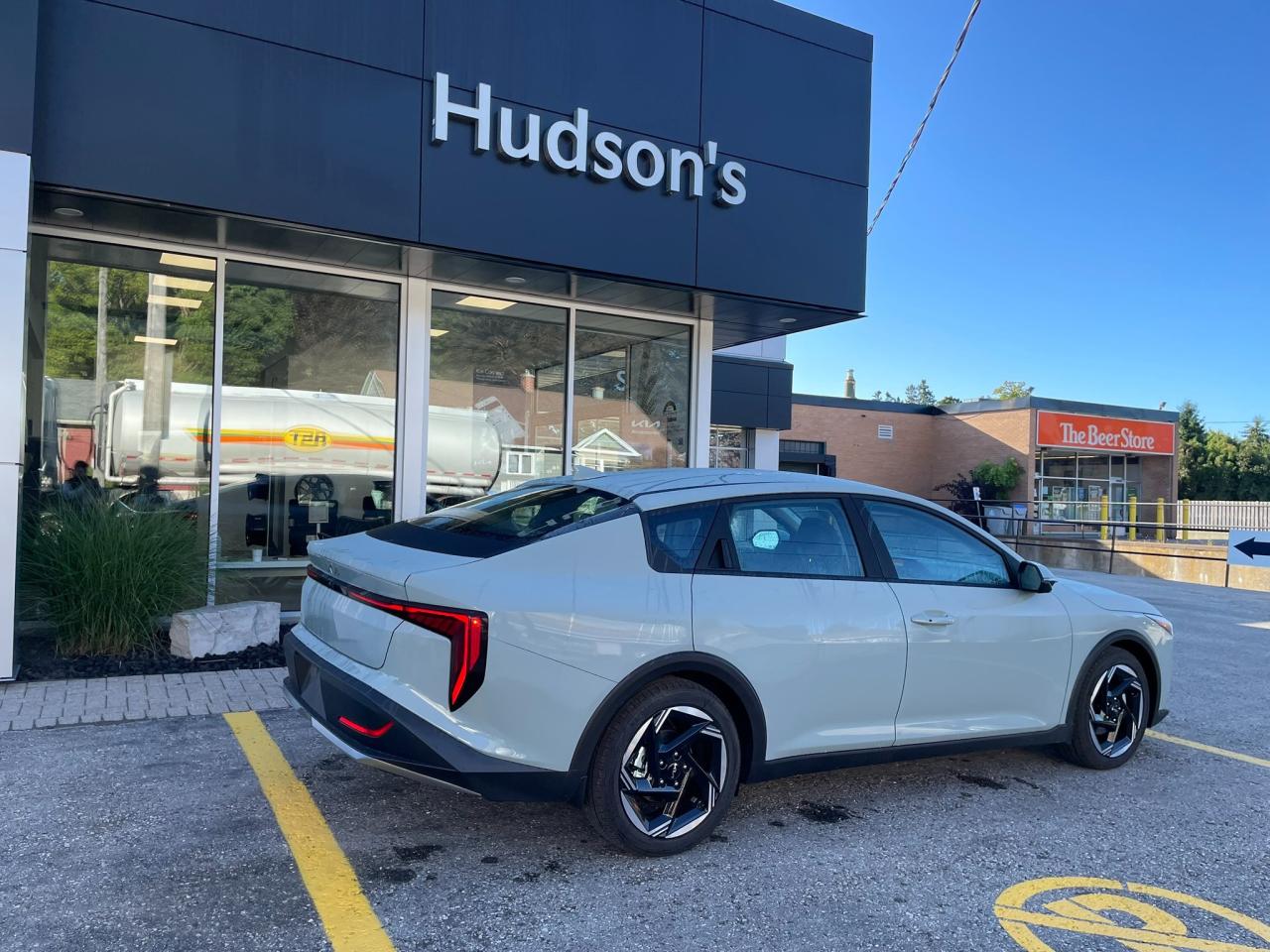 2025 Kia K4 EX *Used Dealer Demo* Photo