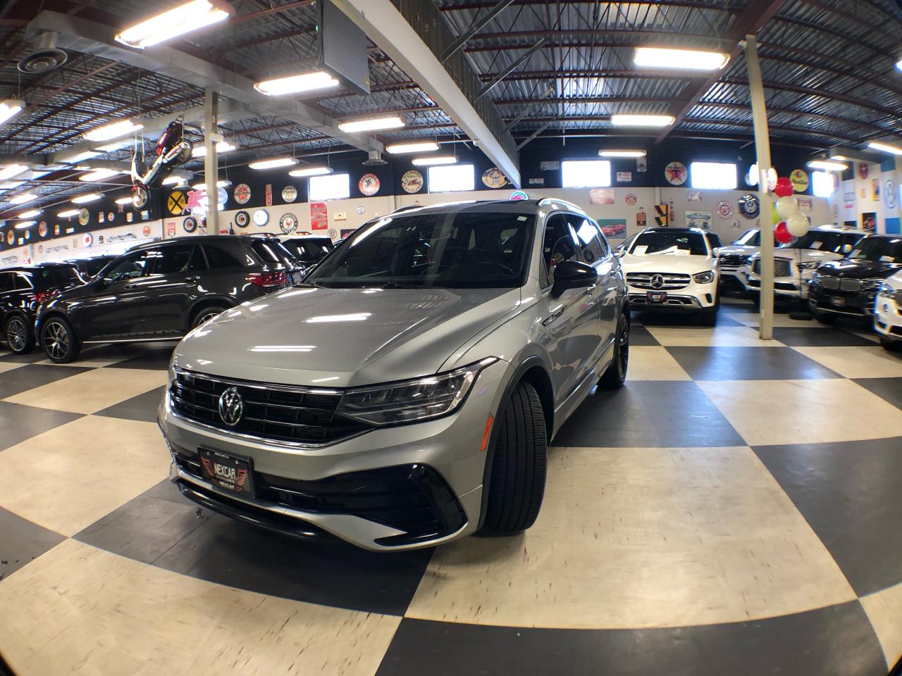 2023 Volkswagen Tiguan COMFORTLINE R-LINE B/EDITION AWD LEATHER PAN/ROOF Photo2